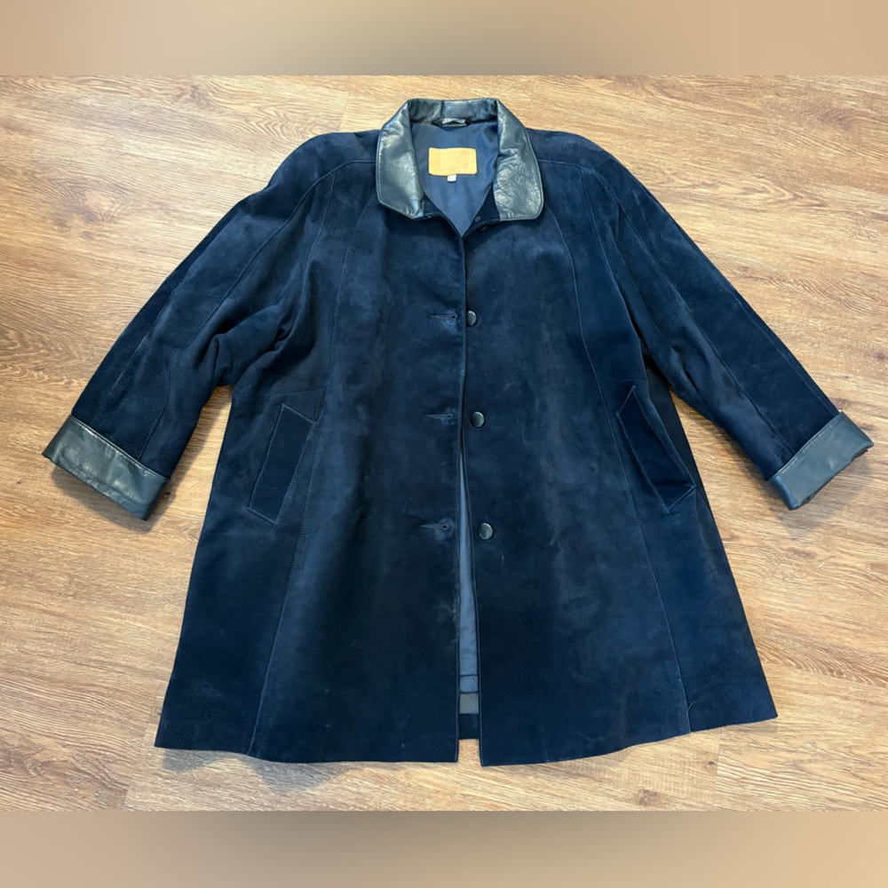 The Olde Hide House VTG Blue Suede Coat with Black Leather Cuffs & Collar XXL